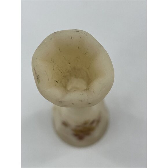 Fenton Vintage Custard Glass Bud Vase hand painted Brown Flower Signed 8 Inches - Picture 5 of 6